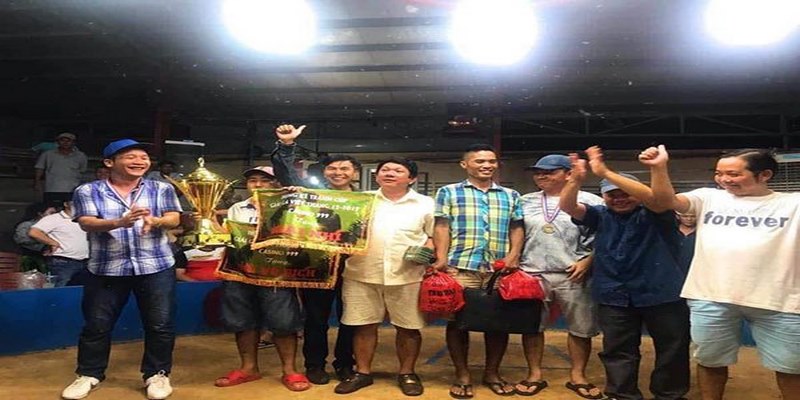 nổ hủ nghĩa là gì